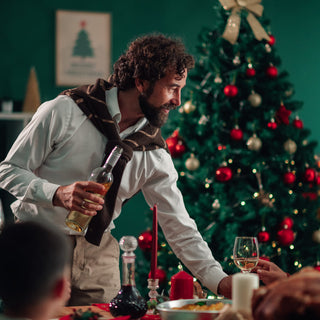 Los 5 mejores regalos personalizados con vino y cava para esta Navidad