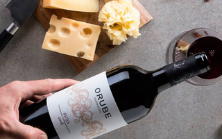 ¿A qué temperatura se sirve y se toma el vino?